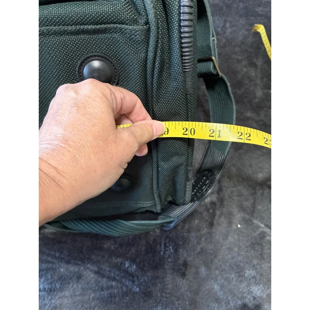 Vintage Ricardo Beverly Hills Big Sur Green Ballistic Nylon Duffel Travel Bag
